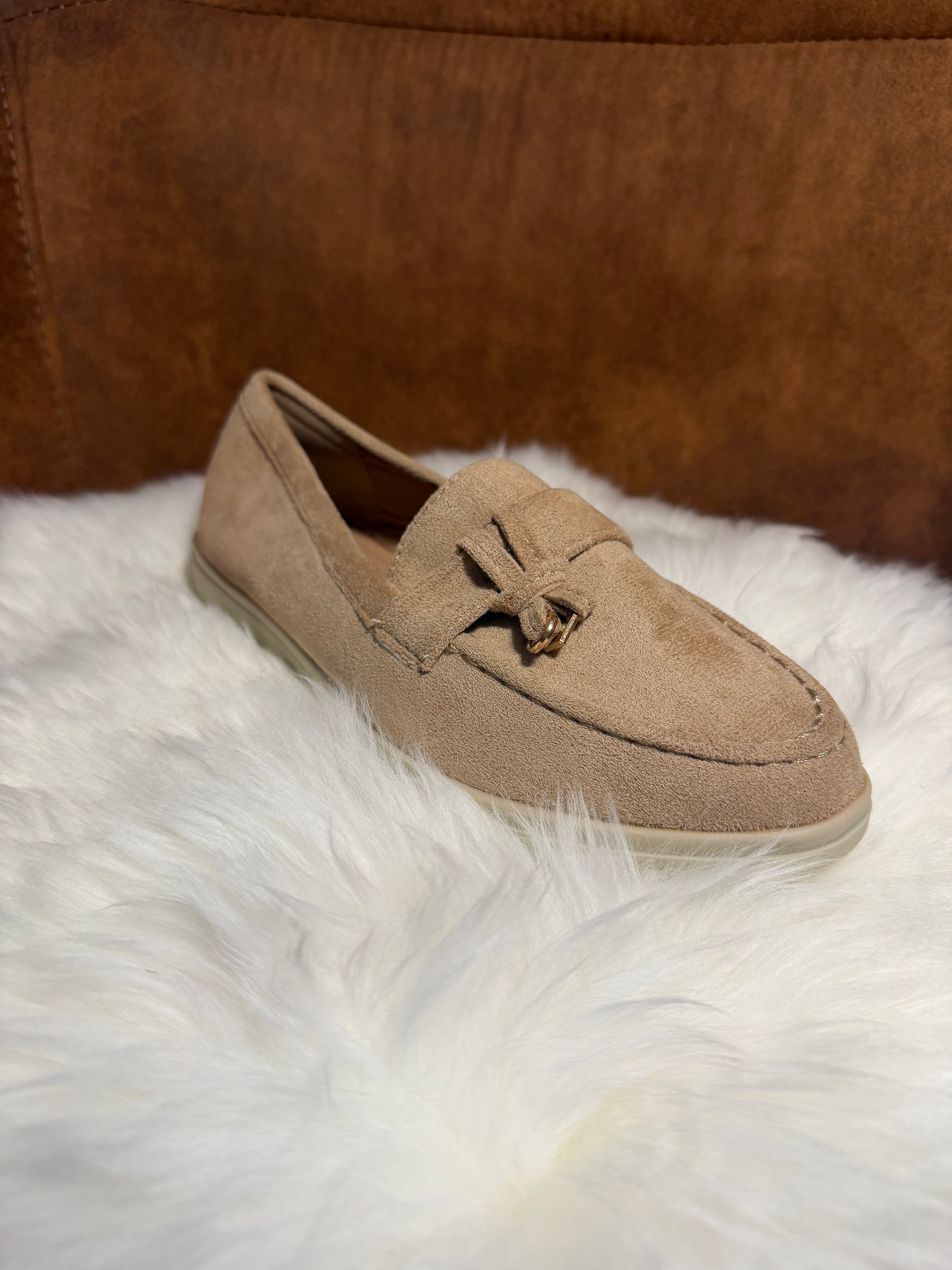 Caramel mocassin met slotje
