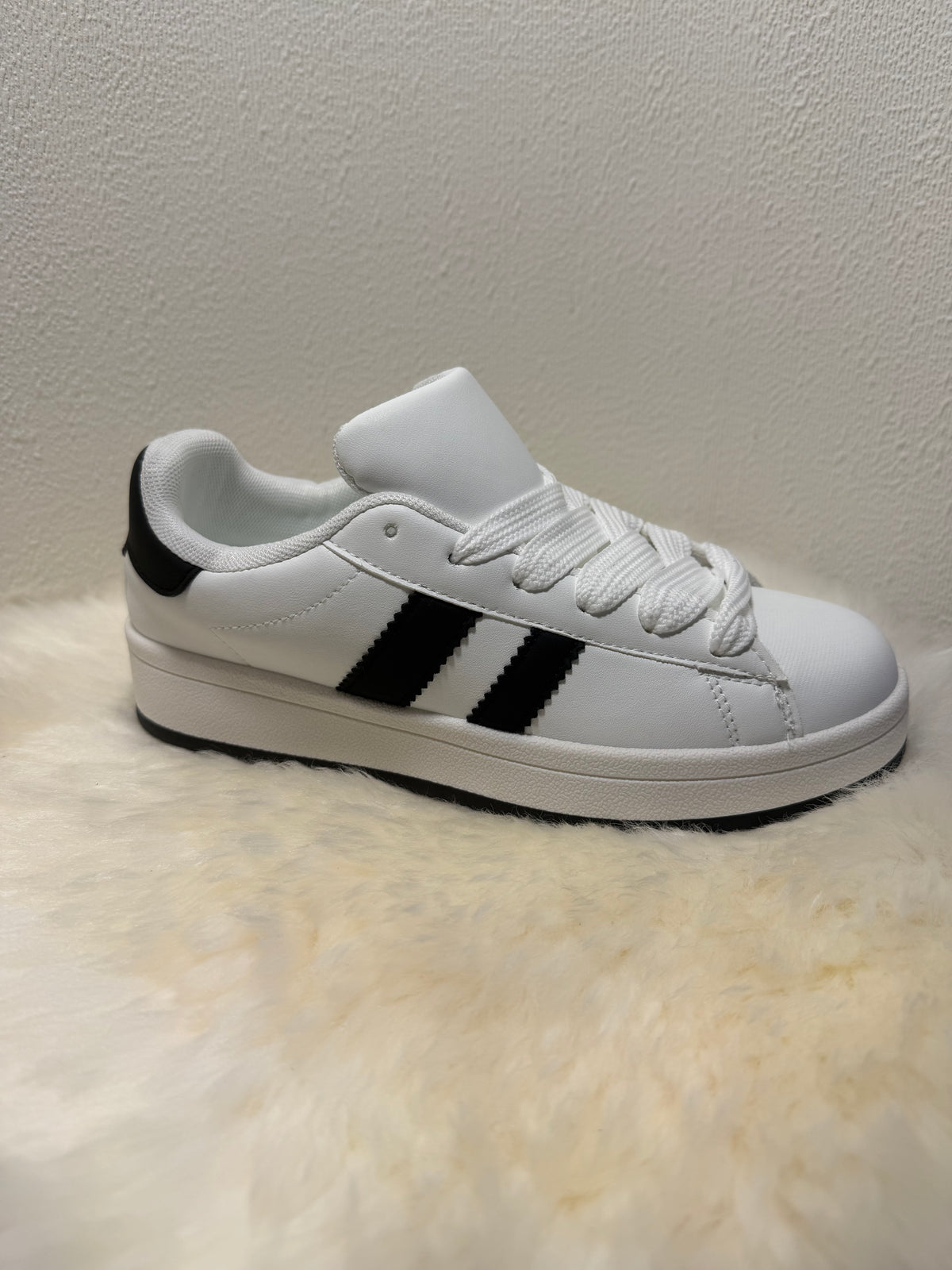 Twinnie - witte sneakers