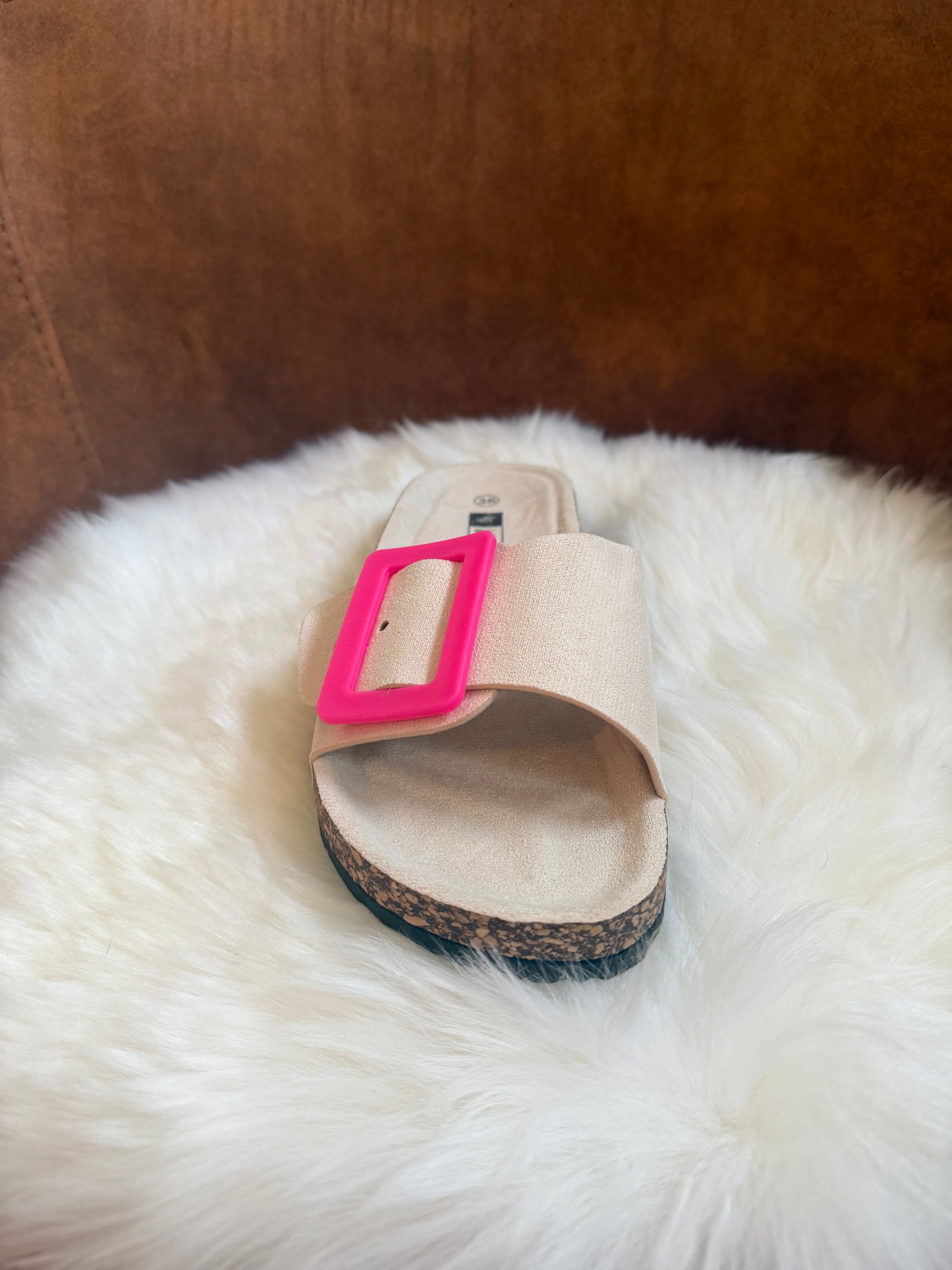 Slipper créme met fluo roos accent