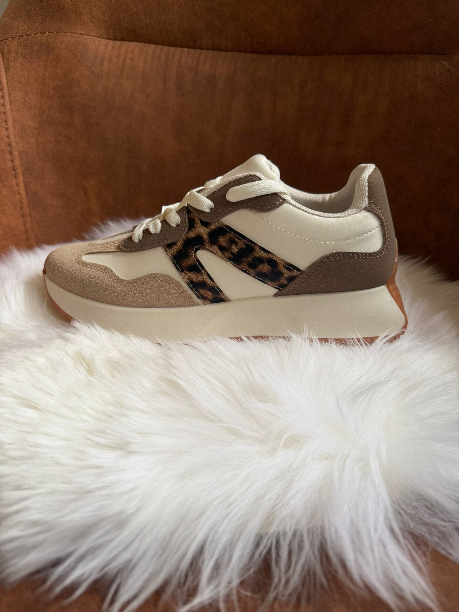 Sneaker met hoge zool & leopard print beige/taupe