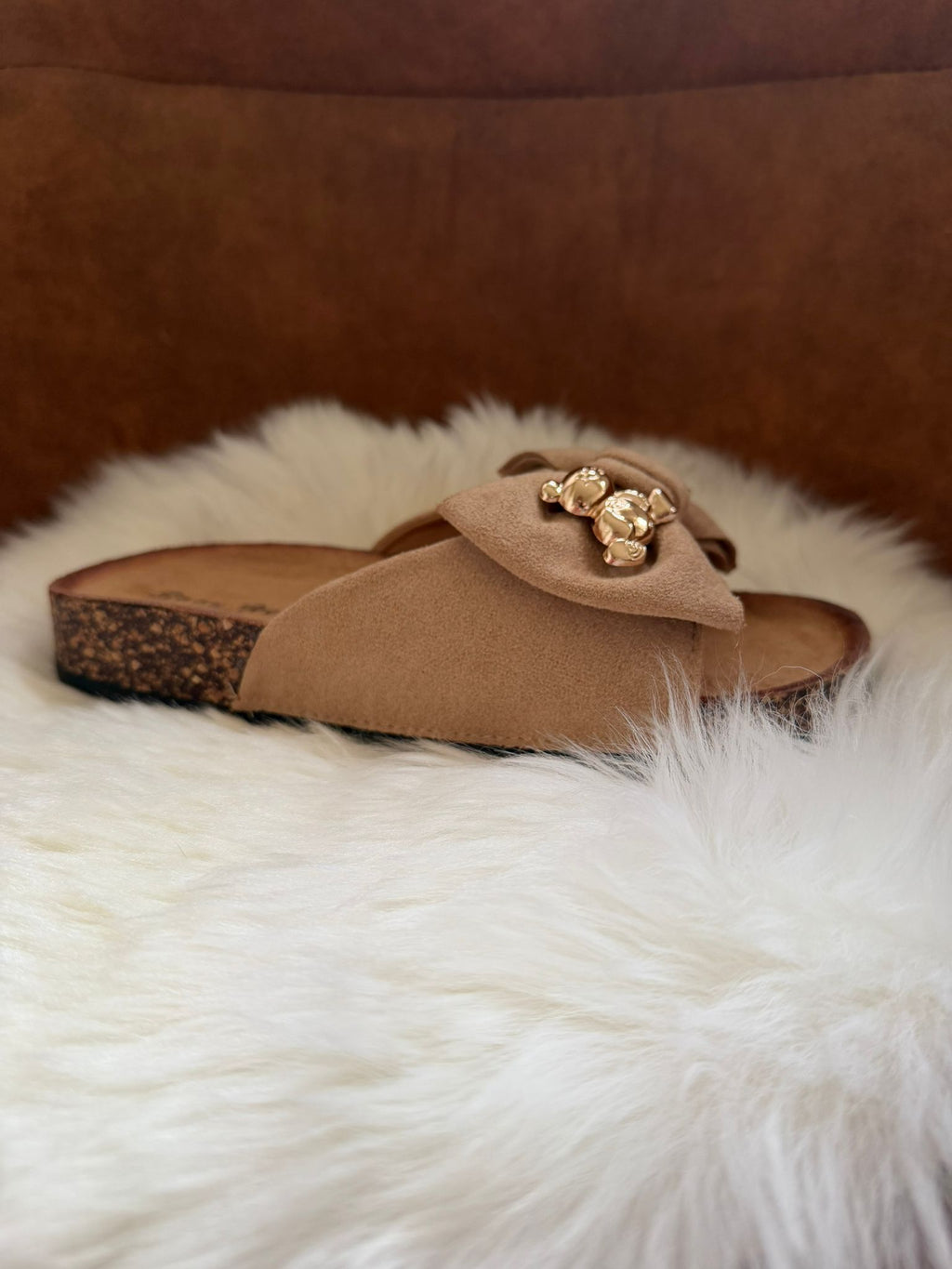 Slipper met beertje taupe